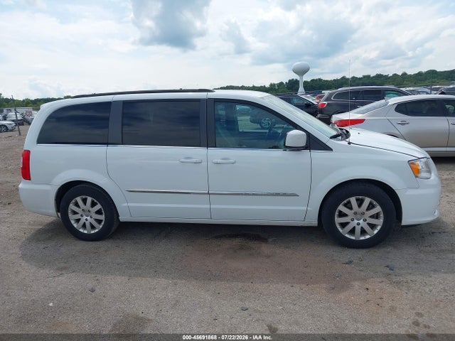 45691868 :رقم المزاد ، 2C4RC1BGXGR287930 vin ، 2016 Chrysler Town & Country Touring مزاد بيع
