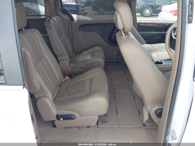 45691868 :رقم المزاد ، 2C4RC1BGXGR287930 vin ، 2016 Chrysler Town & Country Touring مزاد بيع