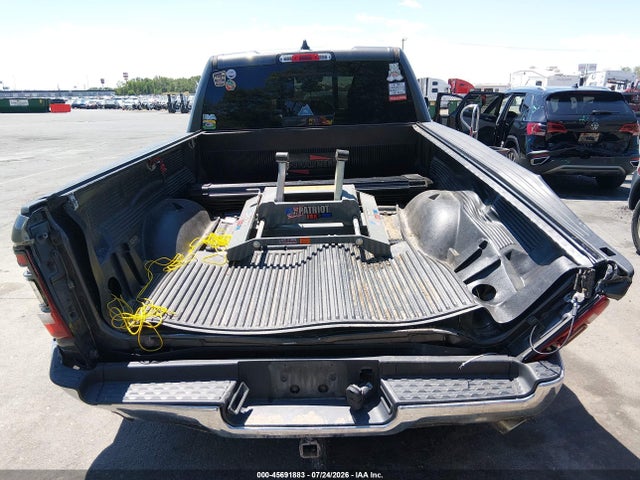 2020 Ram 1500 Laramie  4x4 6'4 Box მანქანა იყიდება აუქციონზე, vin: 1C6SRFDT3LN271137, აუქციონის ნომერი: 45691883