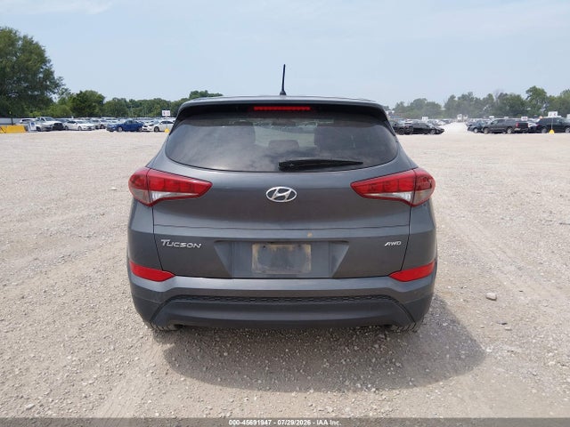 KM8J2CA47JU656297 Hyundai TUCSON SE