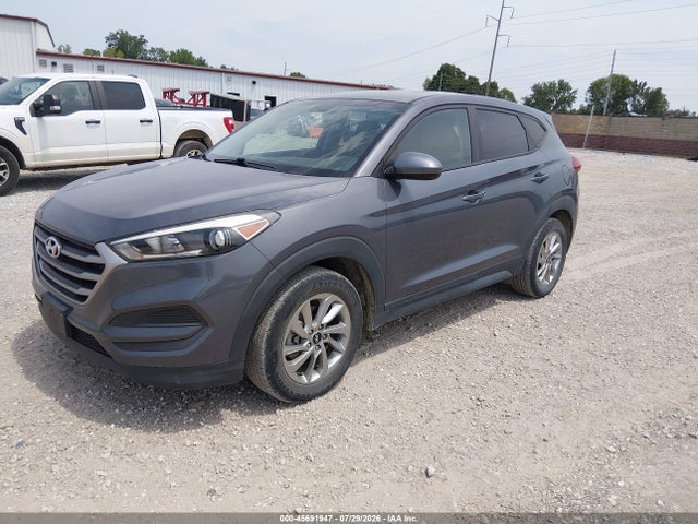 KM8J2CA47JU656297 Hyundai TUCSON SE