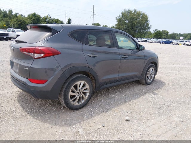 KM8J2CA47JU656297 Hyundai TUCSON SE
