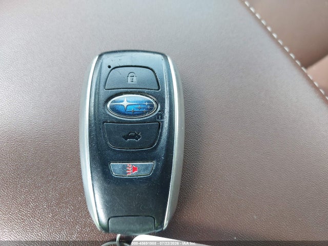 Продаж на аукціоні авто 2017 Subaru Outback 2.5i Touring, vin: 4S4BSATC2H3302796, номер лоту: 45691988
