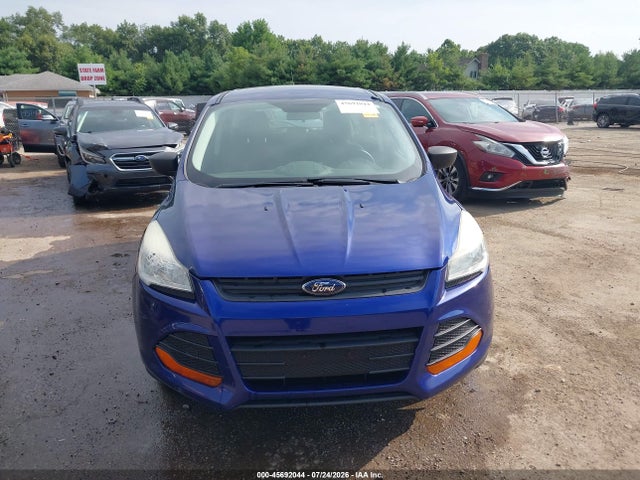 Продажа на аукционе авто 2013 Ford Escape S, vin: 1FMCU0F79DUA13314, номер лота: 45692044
