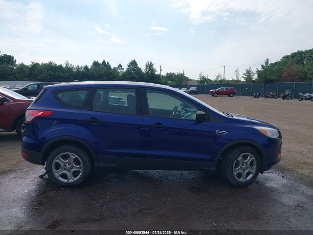Продажа на аукционе авто 2013 Ford Escape S, vin: 1FMCU0F79DUA13314, номер лота: 45692044