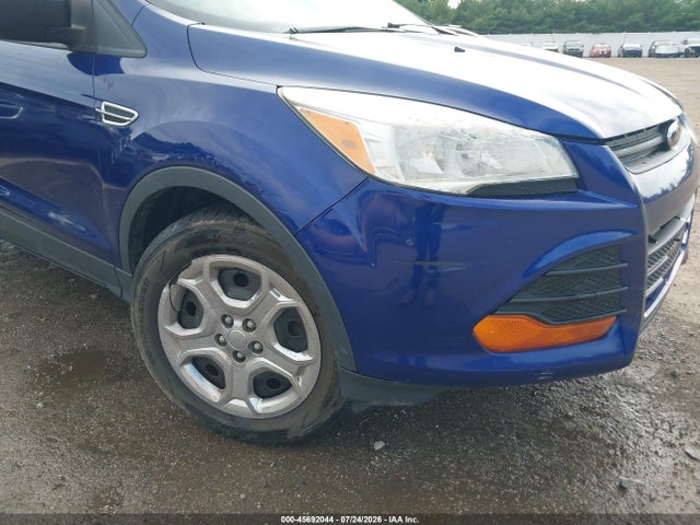 Продажа на аукционе авто 2013 Ford Escape S, vin: 1FMCU0F79DUA13314, номер лота: 45692044