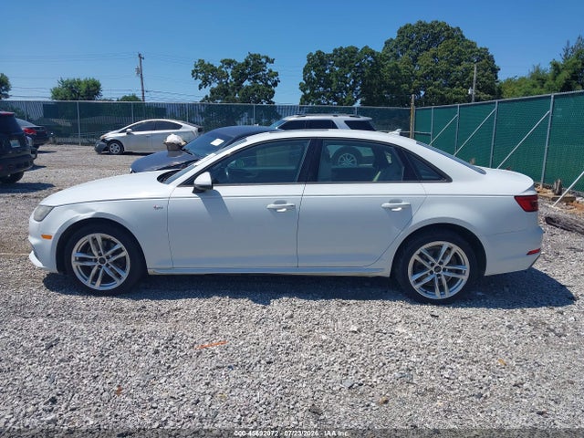 Продаж на аукціоні авто 2017 Audi A4 Season Of Audi Ultra Premium, vin: WAUKMAF47HN056798, номер лоту: 45692072