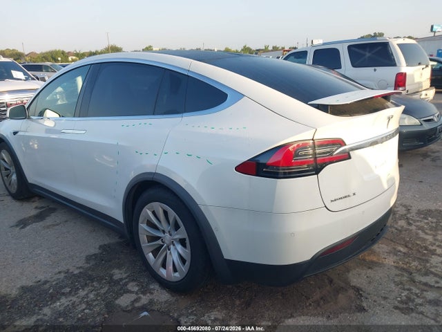 Tesla Model X 100d/75d/p100d 2018 5YJXCDE24JF111726 Image 3