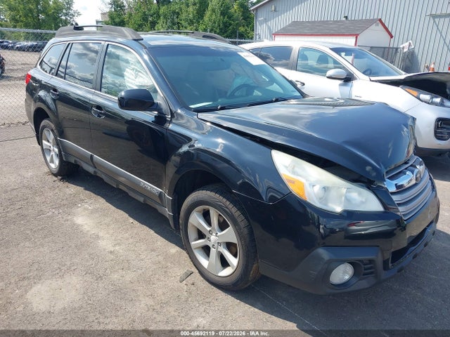 45692119 :رقم المزاد ، 4S4BRBCC3E3325663 vin ، 2014 Subaru Outback 2.5i Premium مزاد بيع