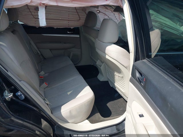 45692119 :رقم المزاد ، 4S4BRBCC3E3325663 vin ، 2014 Subaru Outback 2.5i Premium مزاد بيع