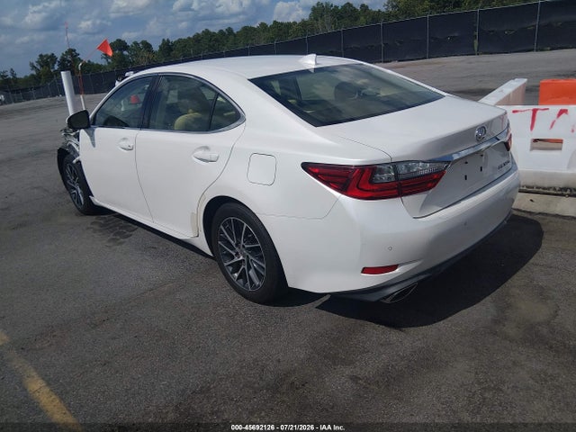 45692126 :رقم المزاد ، JTHBK1GG2G2236304 vin ، 2016 Lexus Es 350 مزاد بيع