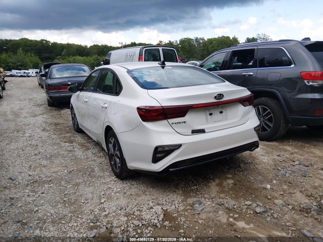45692129 :رقم المزاد ، 3KPF24AD0KE131839 vin ، 2019 Kia Forte Lxs مزاد بيع