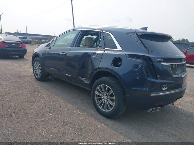 45692135 :رقم المزاد ، 1GYKNDRS0JZ140711 vin ، 2018 Cadillac Xt5 Luxury مزاد بيع