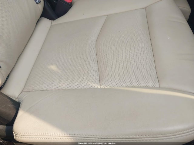 45692135 :رقم المزاد ، 1GYKNDRS0JZ140711 vin ، 2018 Cadillac Xt5 Luxury مزاد بيع