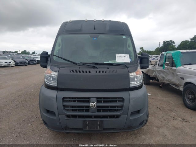 45692144 :رقم المزاد ، 3C6TRVDG0JE104642 vin ، 2018 Ram Promaster 2500 High Roof 159 Wb مزاد بيع