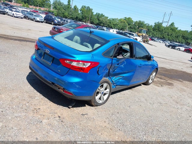 Ford FOCUS SE 2014 1FADP3F23EL395682 Image 4