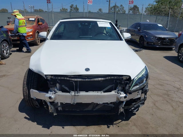 45692228 :رقم المزاد ، WDDWK8DB8KF859776 vin ، 2019 Mercedes-benz C 300 مزاد بيع