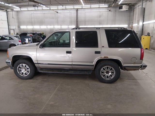Продаж на аукціоні авто 1999 Gmc Yukon Sle, vin: 1GKEK13R5XJ805856, номер лоту: 45692245