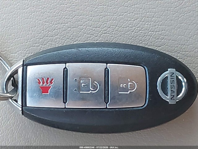 2011 Nissan Pathfinder Silver მანქანა იყიდება აუქციონზე, vin: 5N1AR1NB1BC611162, აუქციონის ნომერი: 45692246