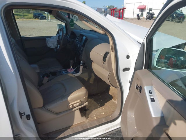 2011 Nissan Pathfinder Silver მანქანა იყიდება აუქციონზე, vin: 5N1AR1NB1BC611162, აუქციონის ნომერი: 45692246
