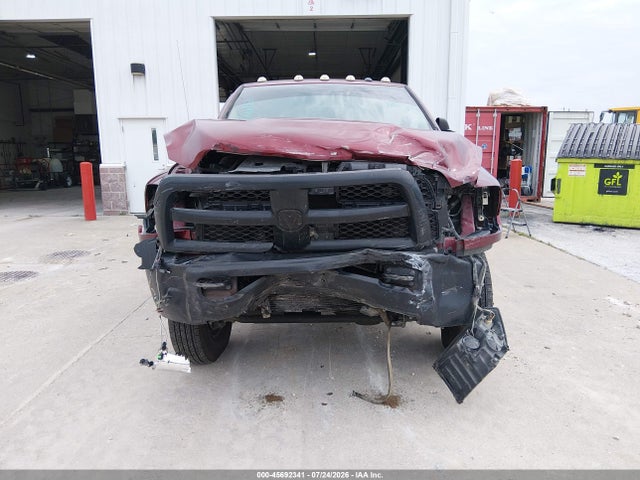 3C63RRGL1JG360647 RAM 3500 Tradesman 4x4 8&#039; Box