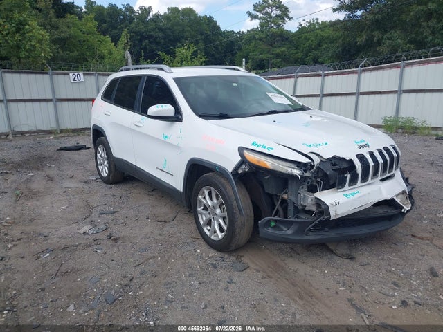 Продажа на аукционе авто 2015 Jeep Cherokee Latitude, vin: 1C4PJLCB5FW770999, номер лота: 45692364