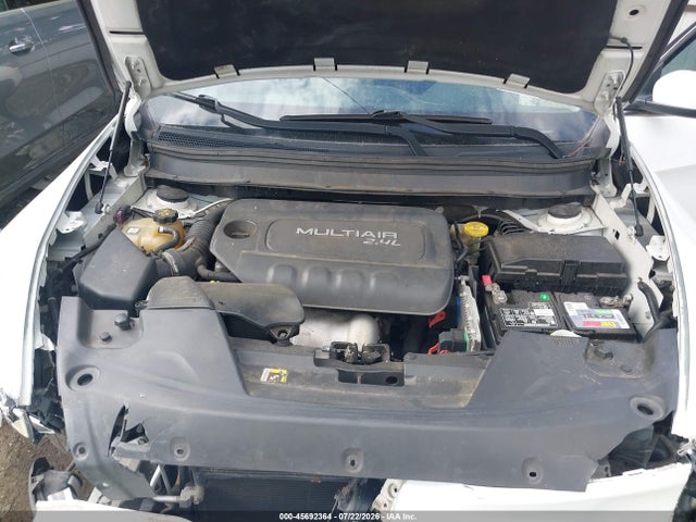 45692364 :رقم المزاد ، 1C4PJLCB5FW770999 vin ، 2015 Jeep Cherokee Latitude مزاد بيع