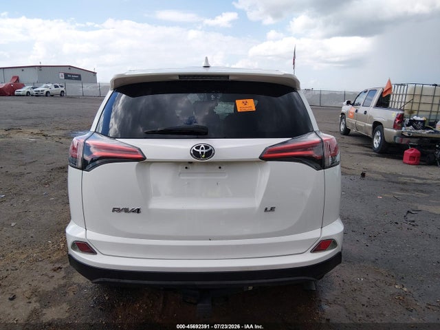 45692391 :رقم المزاد ، 2T3ZFREV7JW463734 vin ، 2018 Toyota Rav4 Le مزاد بيع