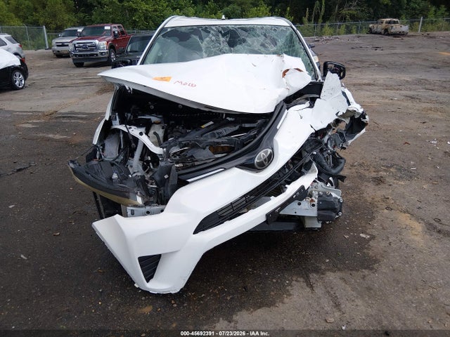 45692391 :رقم المزاد ، 2T3ZFREV7JW463734 vin ، 2018 Toyota Rav4 Le مزاد بيع