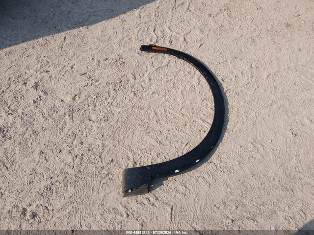45692443 :رقم المزاد ، LRBFZPR48MD137960 vin ، 2021 Buick Envision Awd Essence مزاد بيع