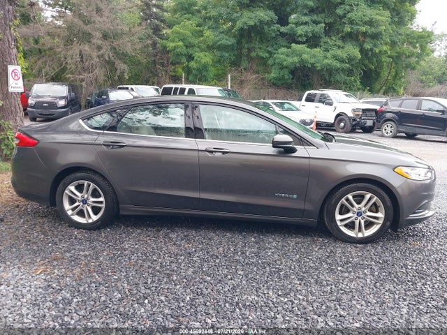 3FA6P0UU8JR122311 Ford Fusion Hybrid S