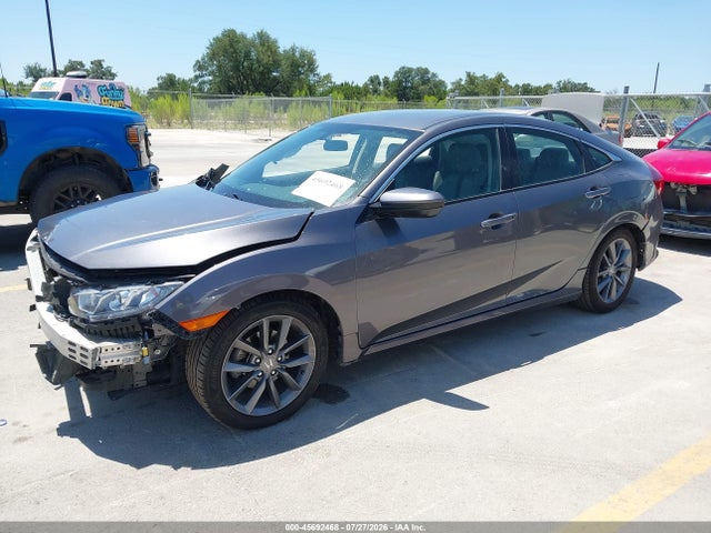 Honda Civic Lx 2018 2HGFC2F52JH545762 Image 2