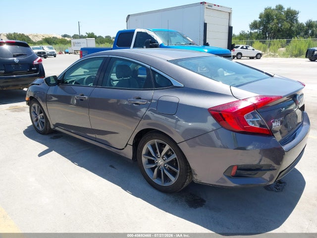 Honda Civic Lx 2018 2HGFC2F52JH545762 Image 3