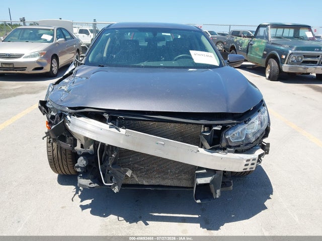 Honda Civic Lx 2018 2HGFC2F52JH545762 Image 6