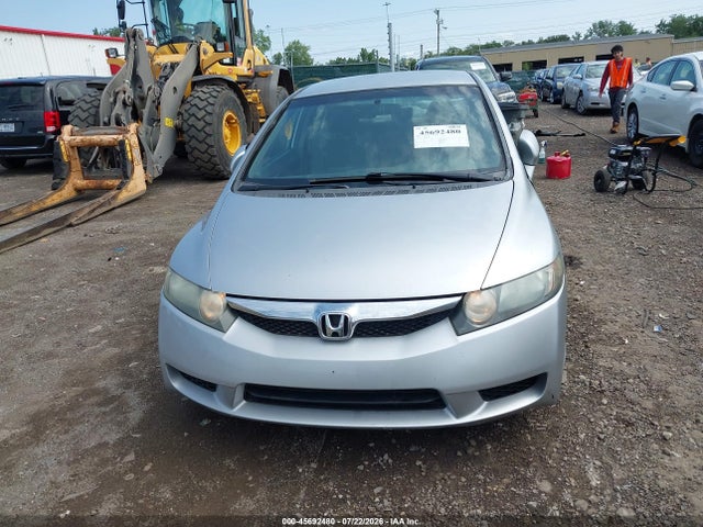 45692480 :رقم المزاد ، 19XFA1F55AE086124 vin ، 2010 Honda Civic Lx مزاد بيع