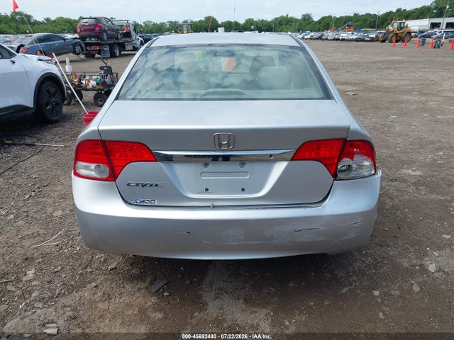 45692480 :رقم المزاد ، 19XFA1F55AE086124 vin ، 2010 Honda Civic Lx مزاد بيع