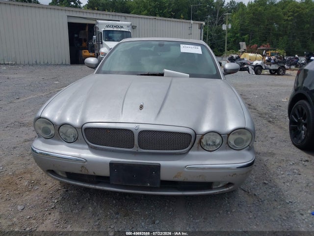Продажа на аукционе авто 2005 Jaguar Xj Xjr, vin: SAJWA73B35TG44504, номер лота: 45692588