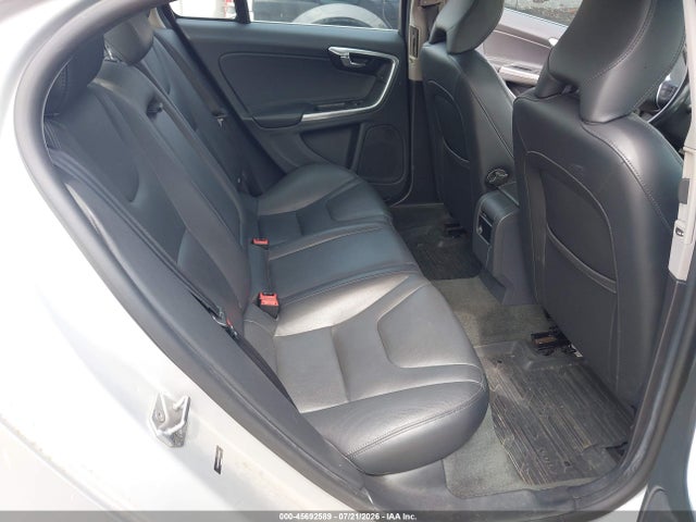 Volvo S60 T5 Premier 2015 YV140MFB1F2316158 Image 8