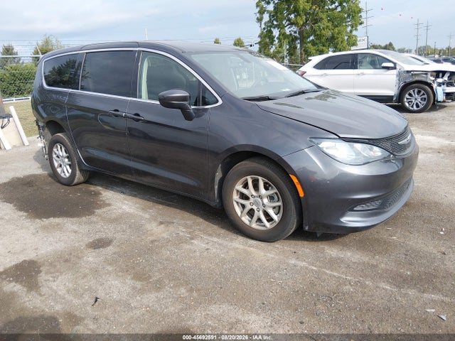 2022 Chrysler Voyager Lx მანქანა იყიდება აუქციონზე, vin: 2C4RC1CG6NR166498, აუქციონის ნომერი: 45692591