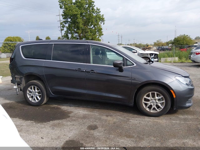 2022 Chrysler Voyager Lx მანქანა იყიდება აუქციონზე, vin: 2C4RC1CG6NR166498, აუქციონის ნომერი: 45692591