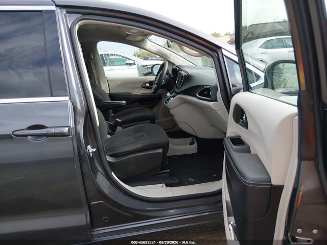 2022 Chrysler Voyager Lx მანქანა იყიდება აუქციონზე, vin: 2C4RC1CG6NR166498, აუქციონის ნომერი: 45692591