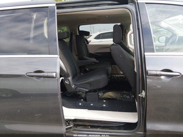 2022 Chrysler Voyager Lx მანქანა იყიდება აუქციონზე, vin: 2C4RC1CG6NR166498, აუქციონის ნომერი: 45692591