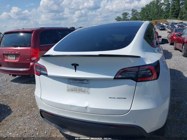Auction sale of the 2021 Tesla Model Y Long Range Dual Motor All-wheel Drive, vin: 5YJYGDEE8MF074736, lot number: 45692599
