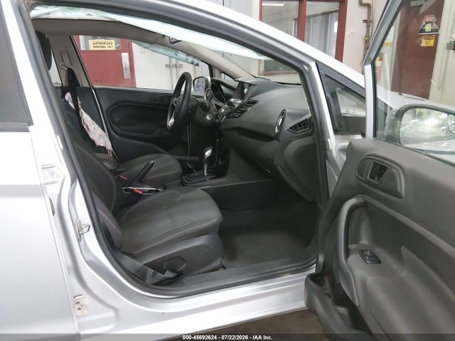 3FADP4EJ8HM136378 Ford FIESTA SE