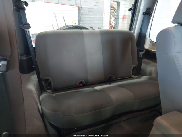 Продаж на аукціоні авто 2004 Jeep Wrangler Sahara, vin: 1J4FA59S64P757582, номер лоту: 45692646