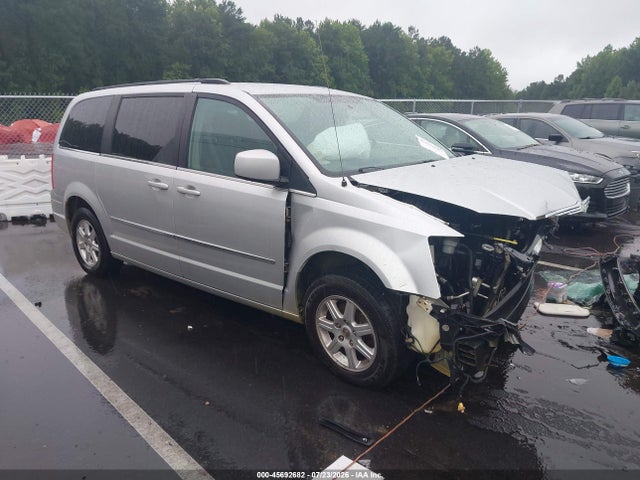 2010 Chrysler Town & Country Touring მანქანა იყიდება აუქციონზე, vin: 2A4RR5D1XAR460460, აუქციონის ნომერი: 45692682