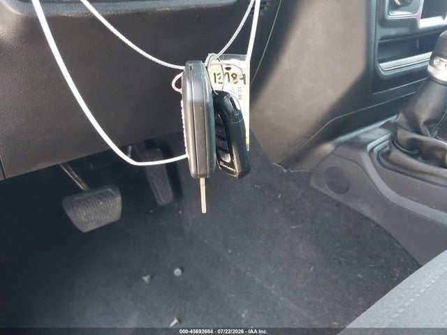 45692684 :رقم المزاد ، 1C4HJXDN0NW256156 vin ، 2022 Jeep Wrangler Unlimited Sport 4x4 مزاد بيع
