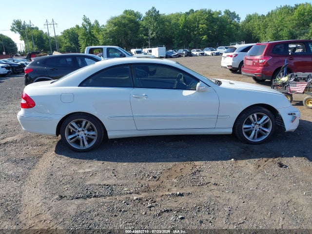 45692715 :رقم المزاد ، WDBTJ56H57F208532 vin ، 2007 Mercedes-benz Clk 350 مزاد بيع