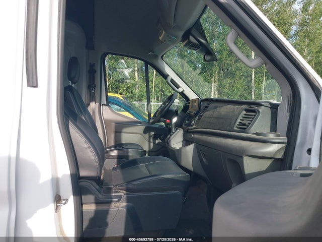 Ford Transit-250 Cargo Van 2022 1FTBR3U89NKA64839 Image 5