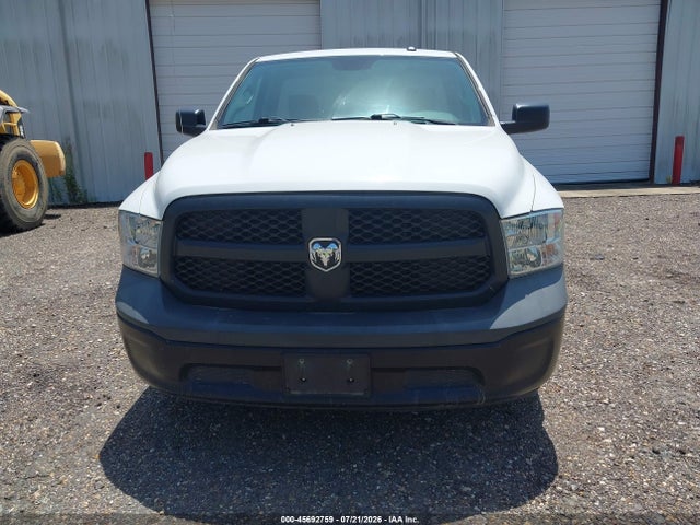 3C6JR6AGXKG503954 RAM 1500 Classic Tradesman 4x2 6&#039;4 Box